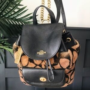 Coach x Jennifer Lopez Pennie Turnlock Backpack 22 Signature Shearling / Leather